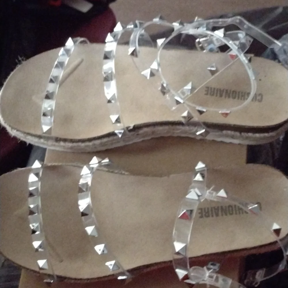 Sandles - Picture 3 of 3